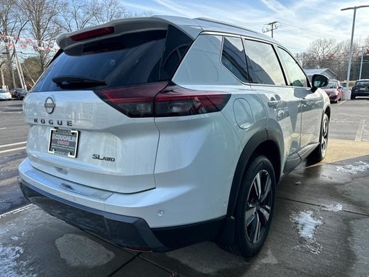 2024 Nissan Rogue SL in Columbus, OH - Coughlin Nissan of Heath