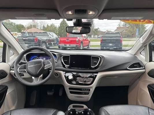 2022 Chrysler Pacifica Touring L in Columbus, OH - Coughlin Nissan of Heath