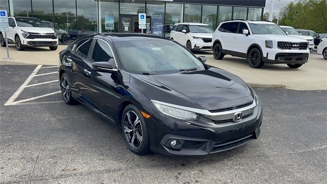 2017 Honda Civic Touring in Columbus, OH - Coughlin Nissan of Heath
