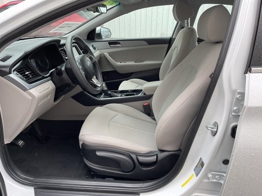 2019 Hyundai Sonata SE in Columbus, OH - Coughlin Nissan of Heath