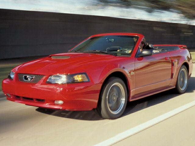 2003 ford mustang convertible v6