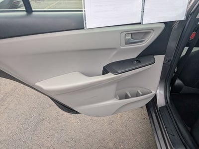 2016 Toyota Camry SE