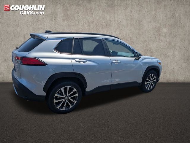 2025 Toyota Corolla Cross XLE