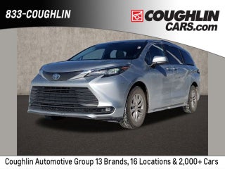 2025 Toyota Sienna XLE