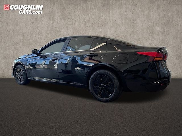 2025 Nissan Altima S