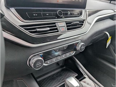 2025 Nissan Altima SR