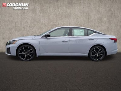 2025 Nissan Altima SR