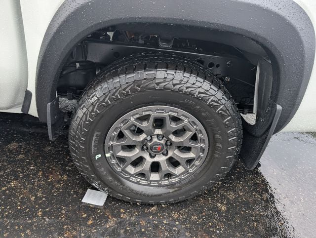2026 Nissan Frontier PRO-4X w/R Package