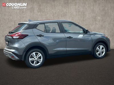 2025 Nissan Kicks Play S