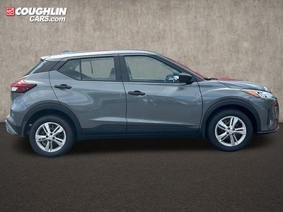 2025 Nissan Kicks Play S