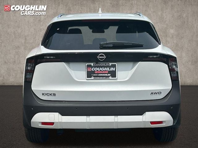 2025 Nissan Kicks SV