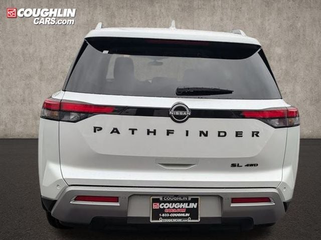2025 Nissan Pathfinder SL