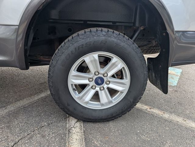 2016 Ford F-150 Base