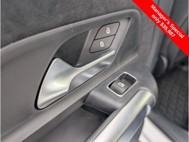 2024 Mercedes-Benz GLB GLB 250