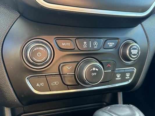 2019 Jeep Cherokee Latitude Plus in Columbus, OH - Coughlin Nissan of Heath
