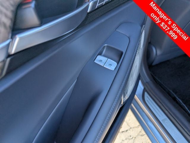 2021 Genesis G90 5.0 Ultimate