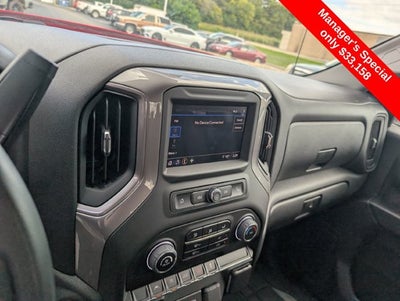 2023 Chevrolet Silverado 1500 4WD Crew Cab 147" Custom