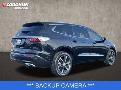 2022 Buick Enclave Essence