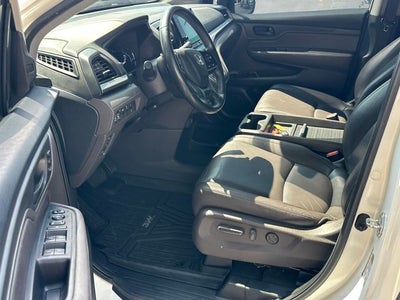 2019 Honda Odyssey EX-L w/Navigation and Rear Entertainment System