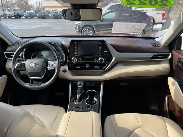 2022 Toyota Highlander XLE