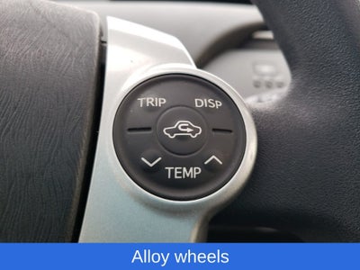 2010 Toyota Prius III