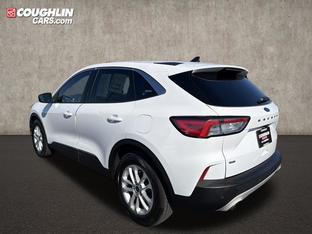 2020 Ford Escape SE