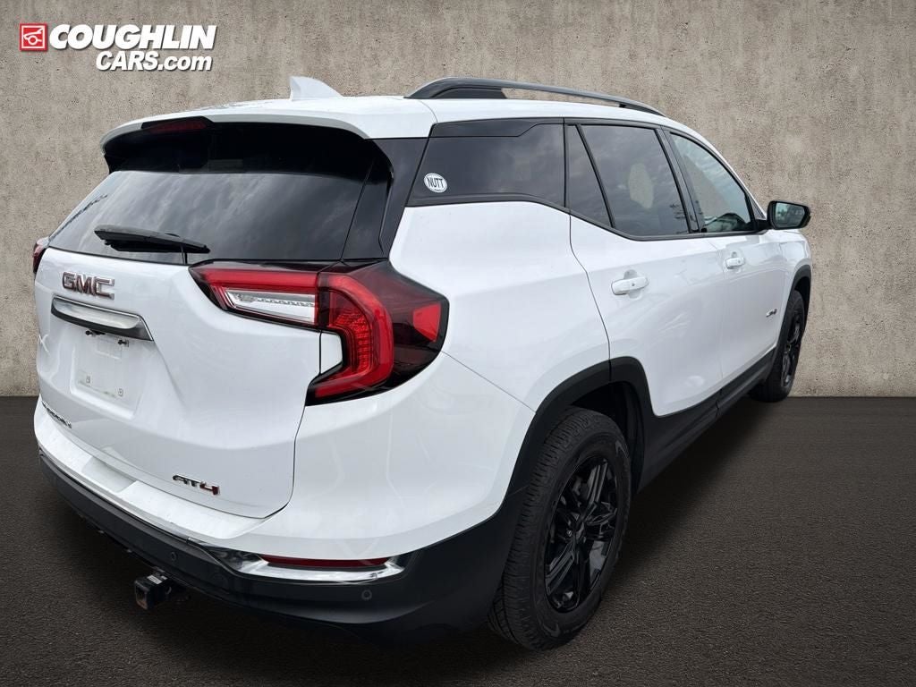 2024 GMC Terrain AT4