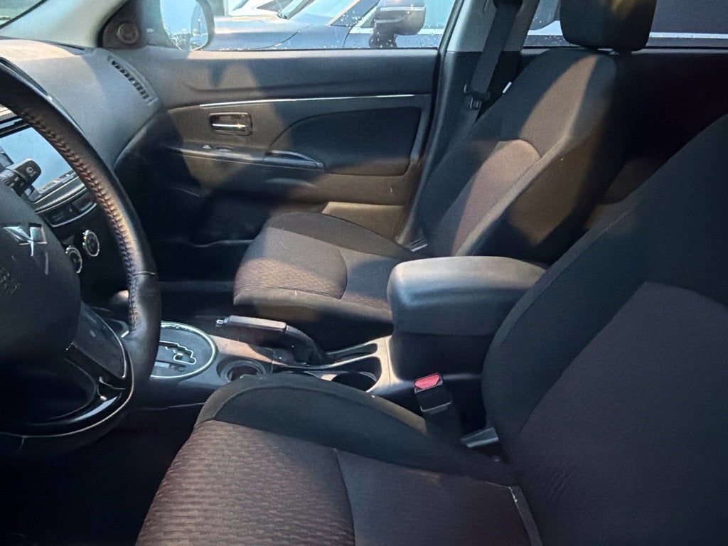 2017 Mitsubishi Outlander Sport Base