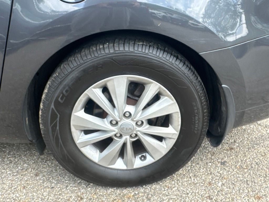 2017 Kia Sedona LX