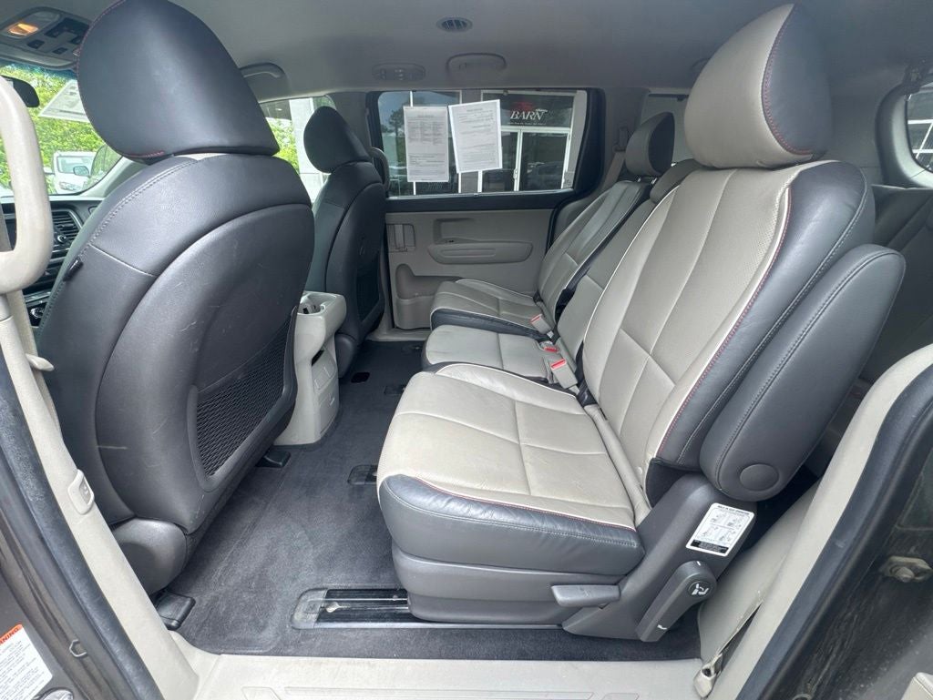 2017 Kia Sedona LX