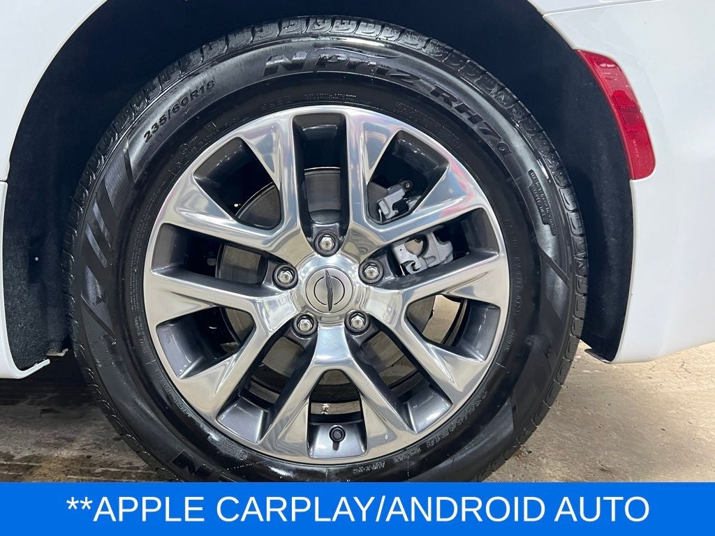 2024 Chrysler Pacifica Hybrid Pinnacle