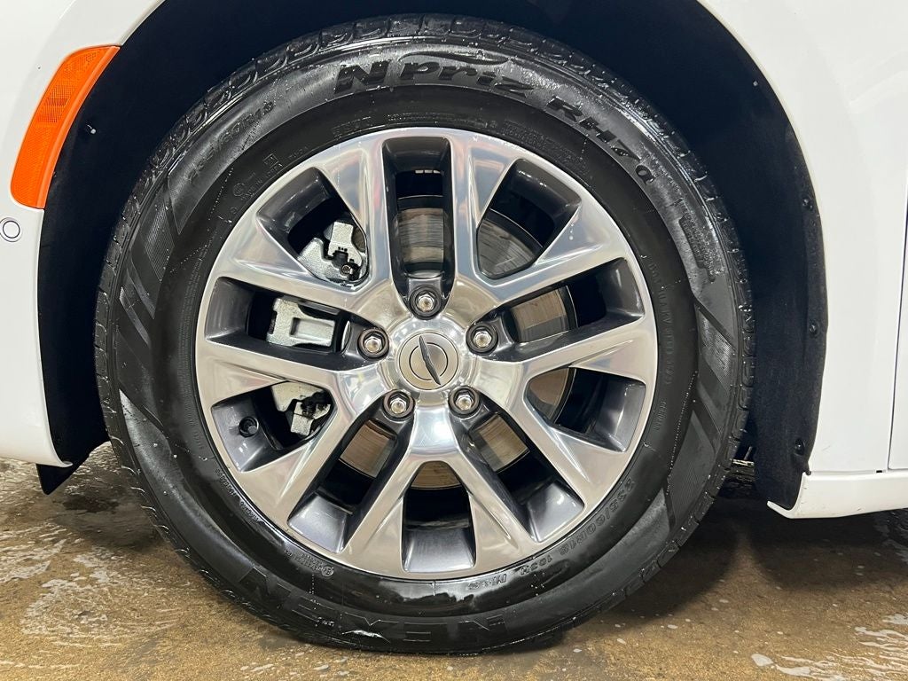 2024 Chrysler Pacifica Hybrid Pinnacle