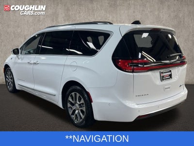 2024 Chrysler Pacifica Hybrid Pinnacle