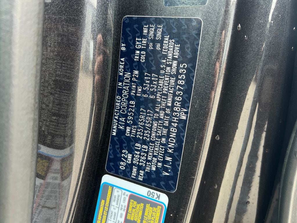 2024 Kia Carnival LX