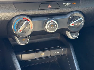 2022 Kia Rio LX