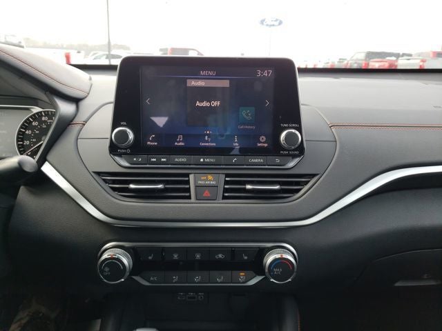 2020 Nissan Altima 2.0 SR