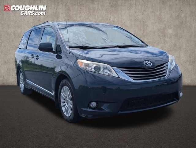 2011 Toyota Sienna XLE