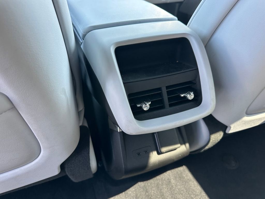 2024 Cadillac LYRIQ Sport 2