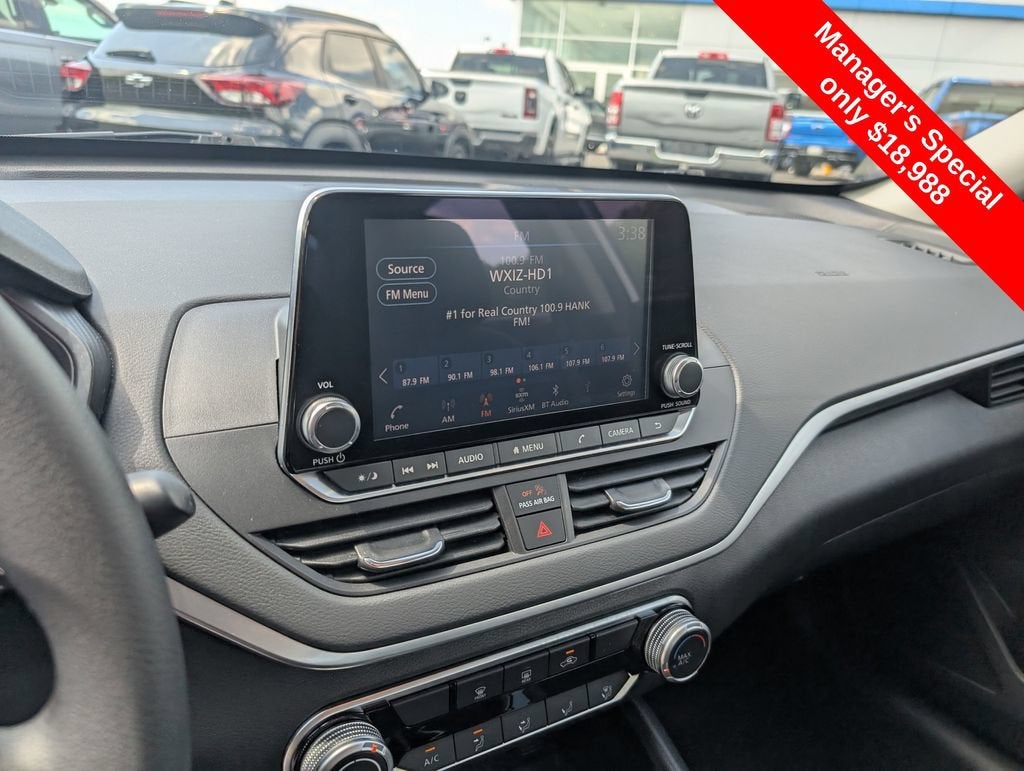 2021 Nissan Altima 2.5 SV