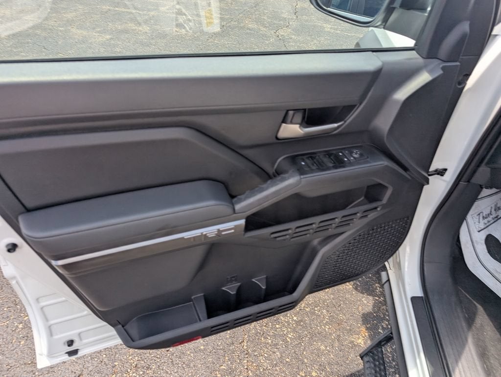2025 Toyota Tacoma 4WD SR