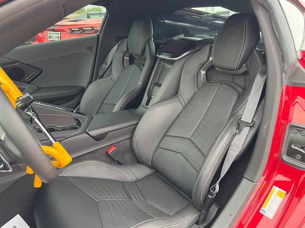 2025 Chevrolet Corvette Stingray 2LT
