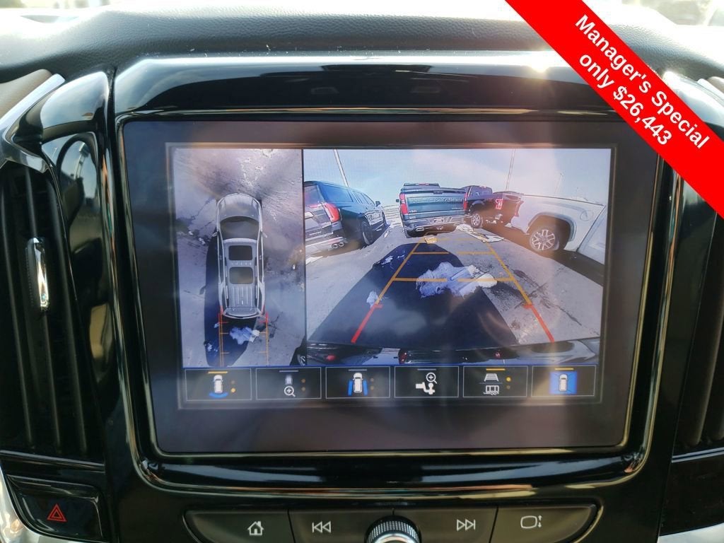 2022 Chevrolet Traverse LT Leather