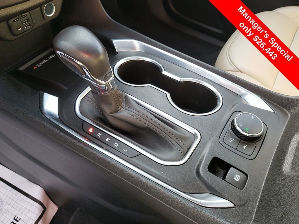 2022 Chevrolet Traverse LT Leather