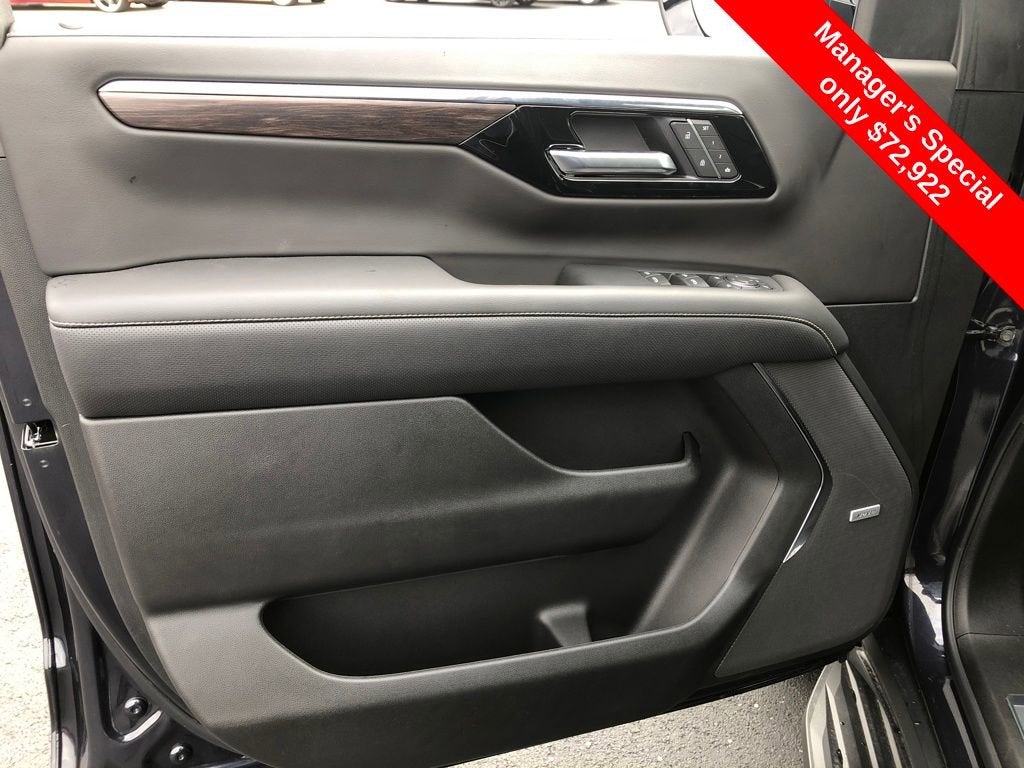 2025 Chevrolet Suburban Premier