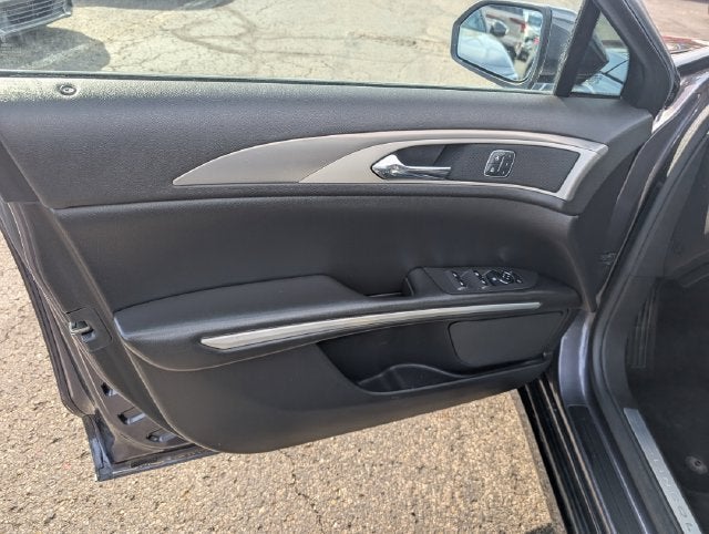 2013 Lincoln MKZ Base