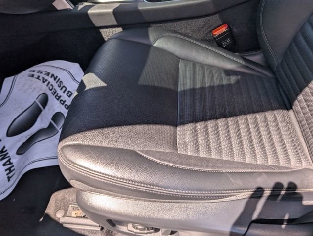 2023 Land Rover Discovery Sport SE